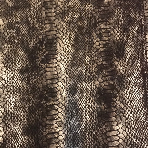 Kim Rogers snake print jacket - Picture 6 of 6